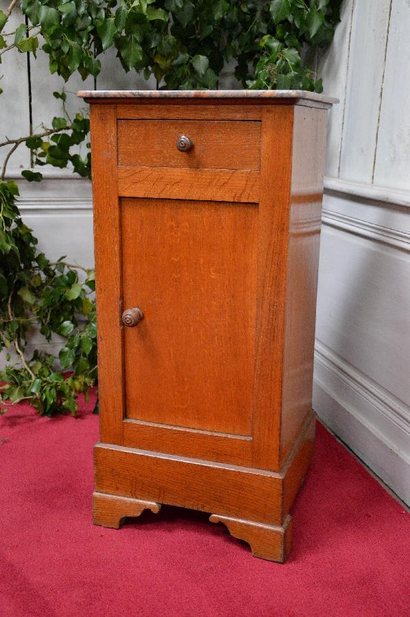 oak bedside with marble top FAE511