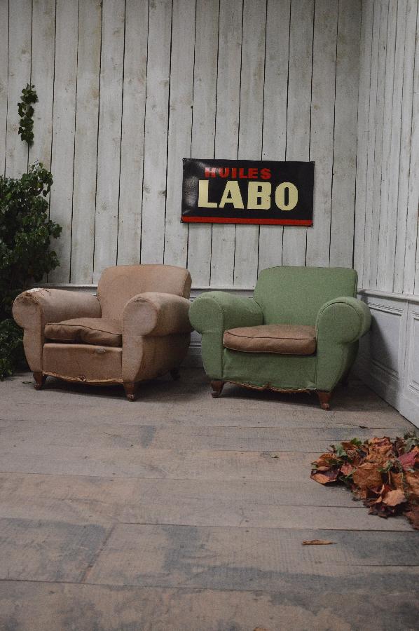 pair of french club chairs FAE513