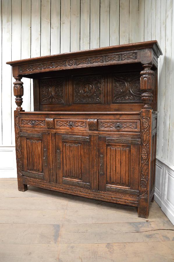 buffet style renaissance FAE177