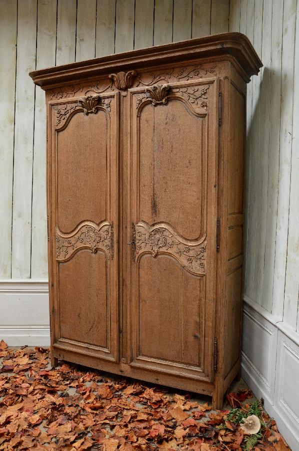 normandy oak armoire FAE391