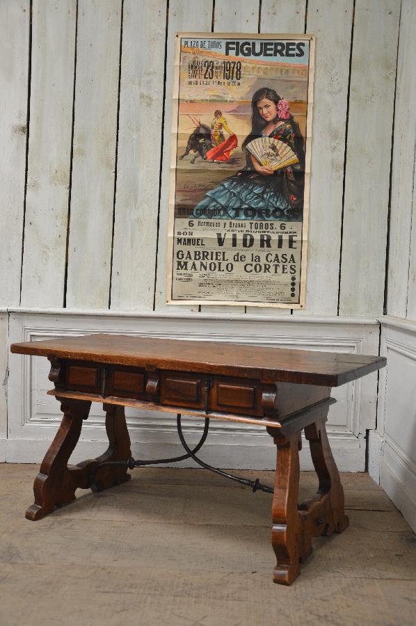 oak tea table spanish renaissance style FAE363