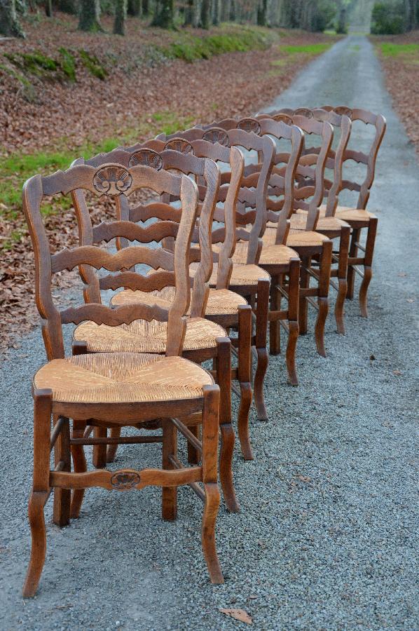 set of 8 chairs with rush seats FAE501