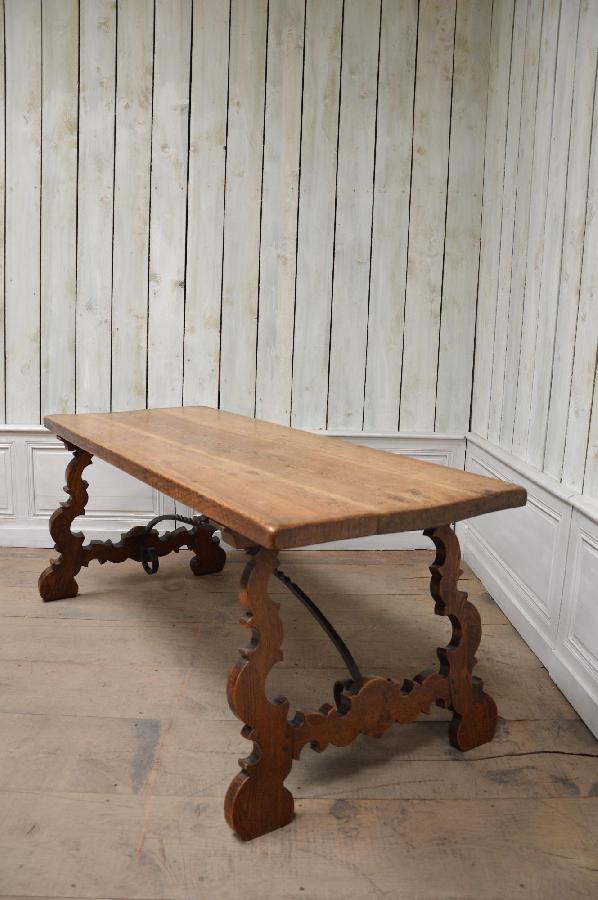 table renaissance espagnole FAE175