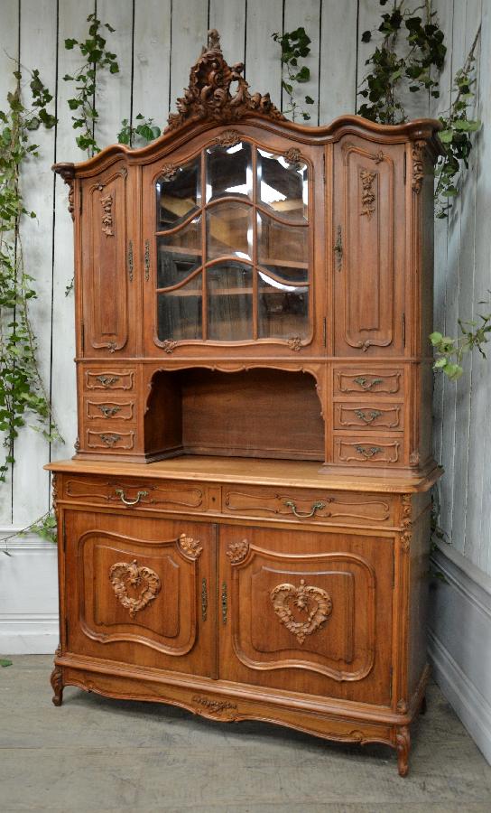 walnut buffet rocaille style FAE565